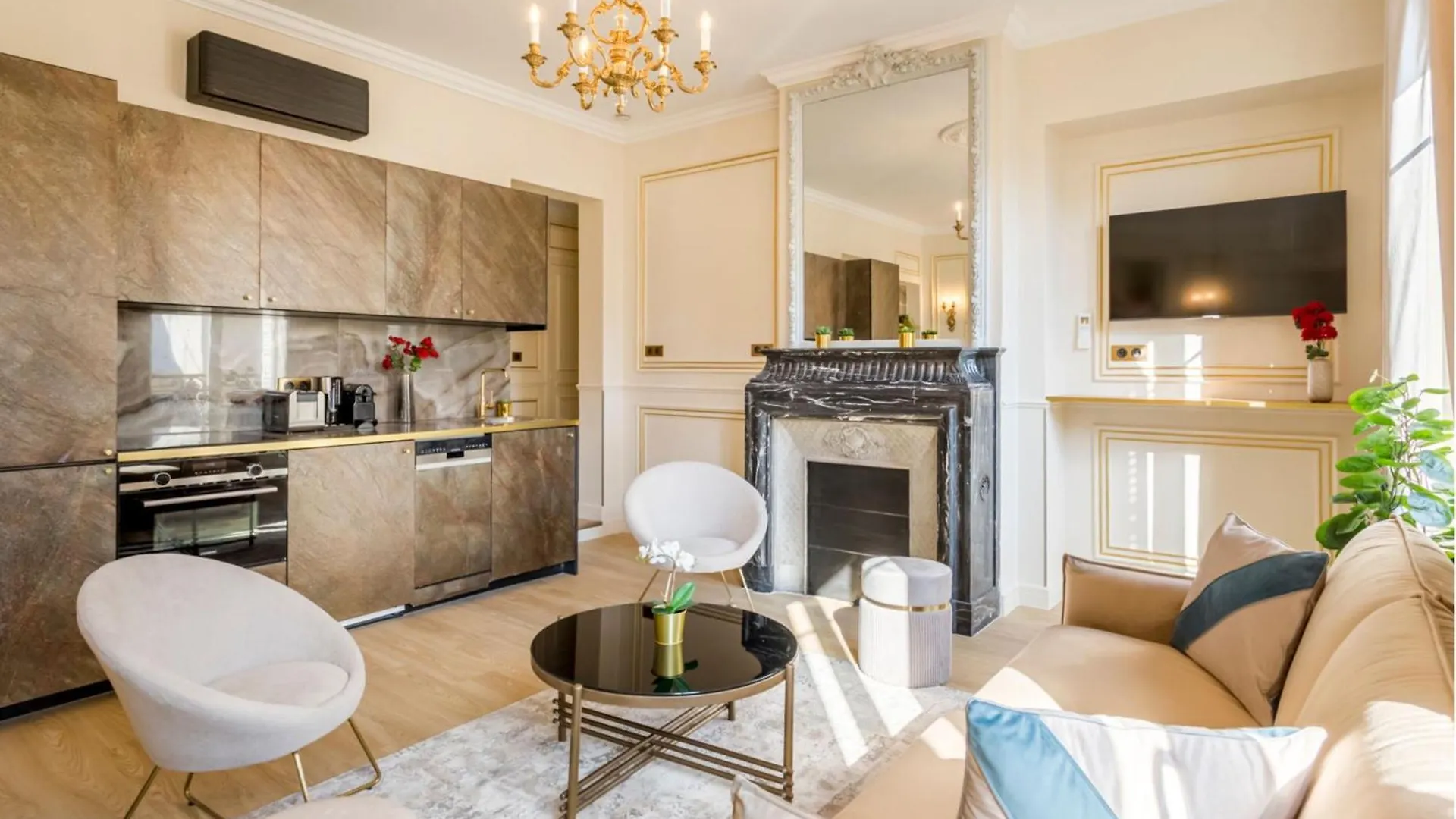 Merveil - Luxury Suite - Louvre - Opera I Paris Apartment
